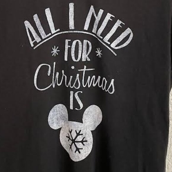 Disney Parks "All I Need for Christmas" Mickey Snowflake T-Shirt - Picture 1 of 4